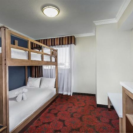 Desert Palms Hotel Анахайм Екстериор снимка